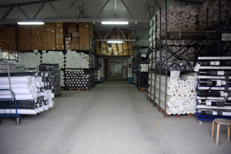 neaustiniai drabužiai kelių apželdinimui medicininiai neaustiniai terminiai agrotextile geotextiles Lenkija