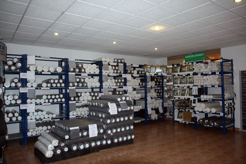 neaustiniai drabužiai kelių apželdinimui medicininiai neaustiniai terminiai agrotextile geotextiles Lenkija